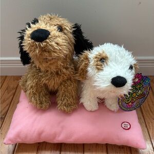 BEVERLY HILLS TEDDY BEAR CO I GOT YOU BABE SINGING DOGS SONNY & CHER |READ DESC